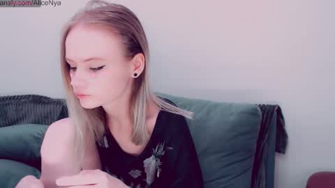 Alice online show from October 29, 2025, 5:10 am