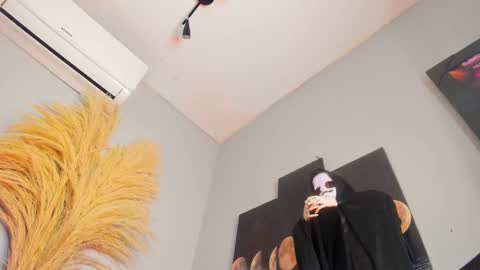 ALICE  online show from October 30, 2025, 3:52 am