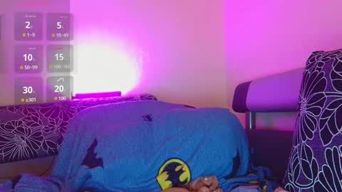 AliceWoolfy online show from February 4, 2025, 7:55 pm