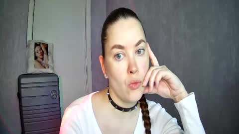 AlicexFresh online show from May 11, 2026, 6:41 am