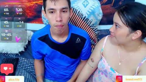 CATALINA Y ANDRES online show from February 12, 2025, 4:11 pm