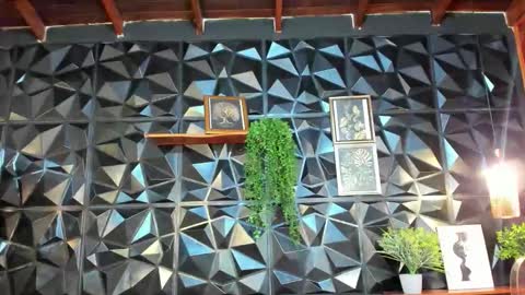 Alicia online show from March 6, 2026, 12:56 pm