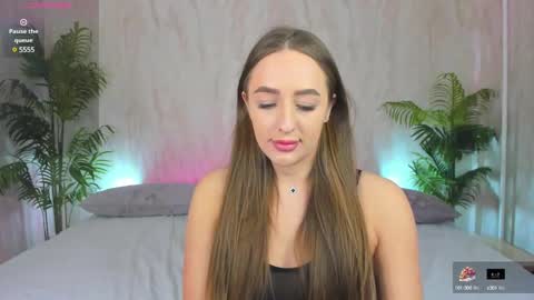 Mia online show from January 24, 2025, 2:28 am