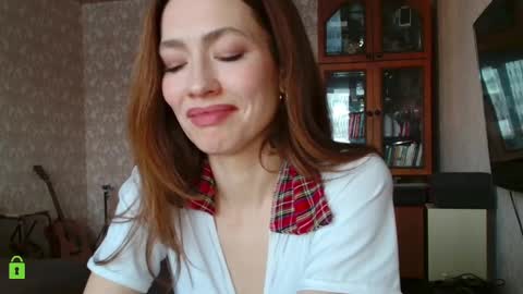 Snapshot of alicia_savory chatting on December 20, 2024, 10:05 am Alicia online show from December 20, 2024, 10:05 am