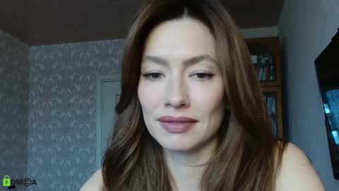 Snapshot of alicia_savory chatting on October 28, 2025, 8:40 am Alicia online show from October 28, 2025, 8:40 am