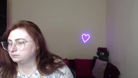 Alicia online show from April 20, 2026, 5:21 am