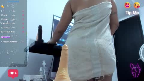 alicia_whittee online show from September 13, 2025, 10:04 am