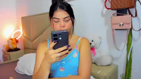 aliciabiden online show from October 15, 2025, 4:45 am