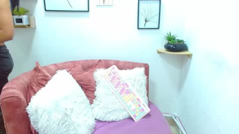 aliciacute    online show from September 9, 2025, 2:38 pm