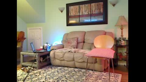 Snapshot of aliciadehart181 chatting on April 2, 2026, 10:07 pm Alicia deHart Help me reach 1000 Followers. Its FREE online show from April 2, 2026, 10:07 pm