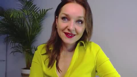 Alicia online show from January 6, 2025, 8:03 am