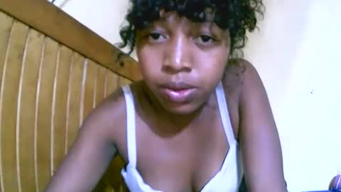 Snapshot of alicianah chatting on October 15, 2025, 4:29 pm alicianah online show from October 15, 2025, 4:29 pm