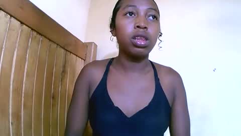 Snapshot of alicianah chatting on December 5, 2025, 7:28 am alicianah online show from December 5, 2025, 7:28 am