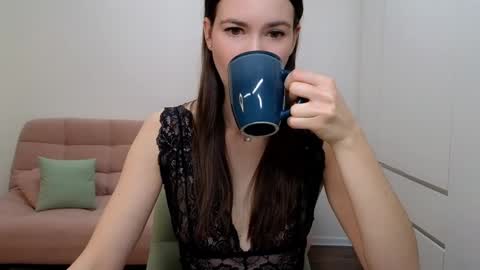 alicianoveli online show from February 1, 2025, 5:28 am