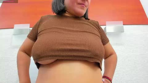 Snapshot of alicie_green chatting on June 2, 2026, 2:24 am im tutti online show from June 2, 2026, 2:24 am