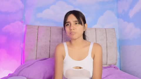 Aliclark online show from April 18, 2026, 7:07 pm