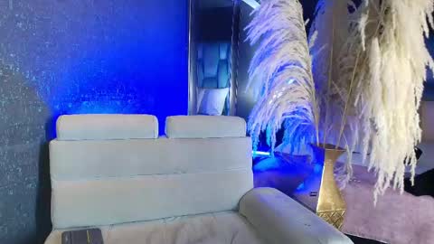 Ali Diaz online show from April 20, 2026, 7:04 pm