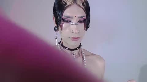     online show from December 29, 2024, 8:55 am