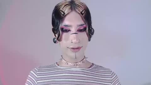     online show from January 2, 2025, 2:33 am