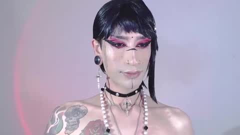     online show from January 4, 2025, 1:52 am