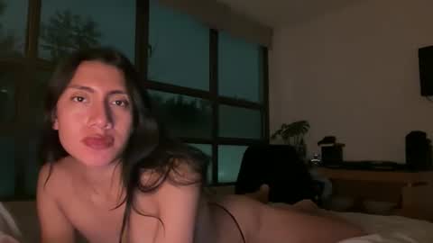 Aliensuppstar online show from January 15, 2026, 3:00 am