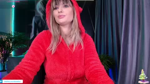 Aliessia online show from December 16, 2024, 6:49 pm