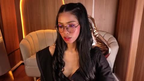 alina_b_ online show from March 31, 2026, 8:09 pm