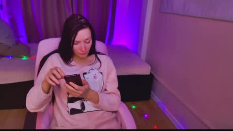 Alina online show from December 17, 2024, 4:23 am