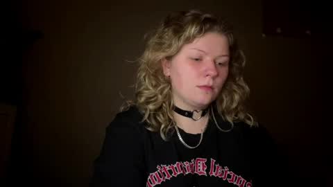 Alina online show from April 9, 2026, 6:46 pm