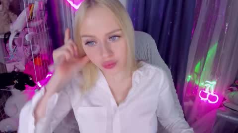 alinaocean online show from March 16, 2026, 3:49 pm
