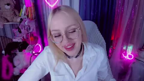 alinaocean online show from April 20, 2026, 4:43 pm