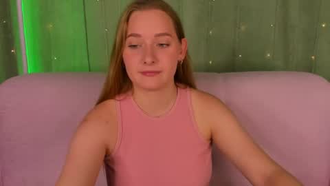 Snapshot of alinawise chatting on July 3, 2026, 1:12 am alinawise online show from July 3, 2026, 1:12 am