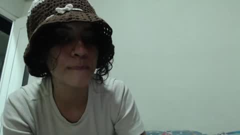 Snapshot of alinawoolf_ chatting on May 12, 2026, 6:32 am Ali online show from May 12, 2026, 6:32 am