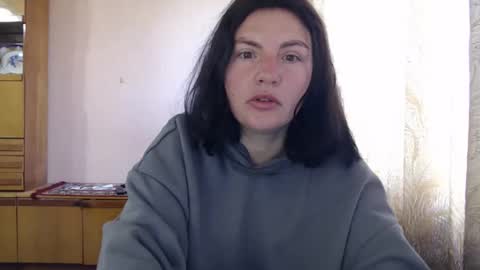 AlinaxJames online show from April 27, 2026, 7:39 am
