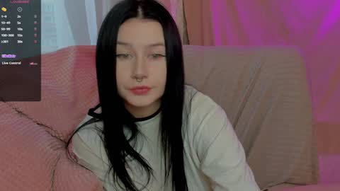 Snapshot of alinegreeeen chatting on January 5, 2025, 3:43 am Aline Greeeen online show from January 5, 2025, 3:43 am