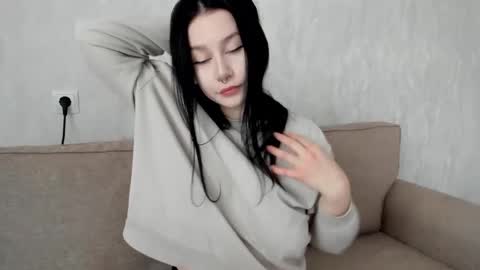 Snapshot of alinegreeeen chatting on February 12, 2025, 4:44 am Aline Greeeen online show from February 12, 2025, 4:44 am