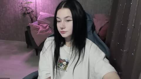 Snapshot of alinegreeeen chatting on October 1, 2025, 3:12 am Aline Greeeen online show from October 1, 2025, 3:12 am