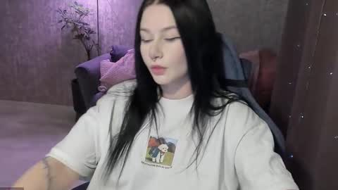 Snapshot of alinegreeeen chatting on October 23, 2025, 11:20 am Aline Greeeen online show from October 23, 2025, 11:20 am