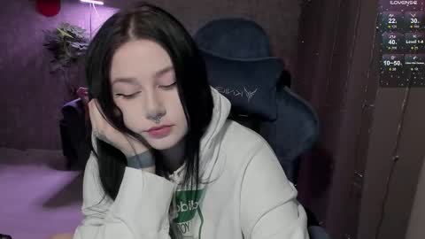 Snapshot of alinegreeeen chatting on March 1, 2026, 3:14 pm Aline Greeeen online show from March 1, 2026, 3:14 pm