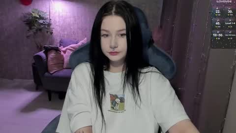 Snapshot of alinegreeeen chatting on March 3, 2026, 12:22 pm Aline Greeeen online show from March 3, 2026, 12:22 pm