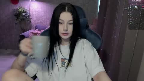 Snapshot of alinegreeeen chatting on March 5, 2026, 8:54 am Aline Greeeen online show from March 5, 2026, 8:54 am