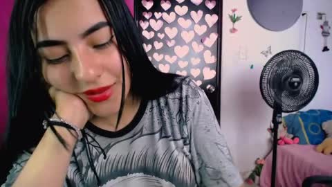 Snapshot of alis_jones__ chatting on May 13, 2026, 5:54 pm Alis jines online show from May 13, 2026, 5:54 pm