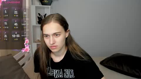 alisa__kelly online show from September 9, 2025, 1:05 am