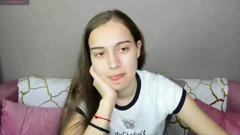 alisa__kelly online show from October 6, 2025, 12:52 am