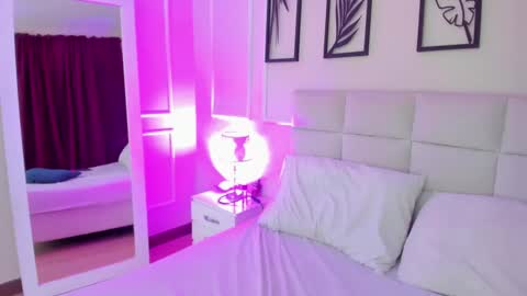     online show from January 29, 2025, 10:22 pm