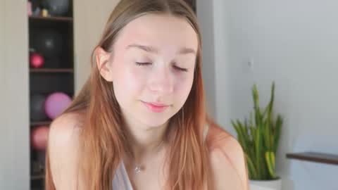 Alice                                   Fansly Alisa01 online show from March 18, 2026, 2:37 am