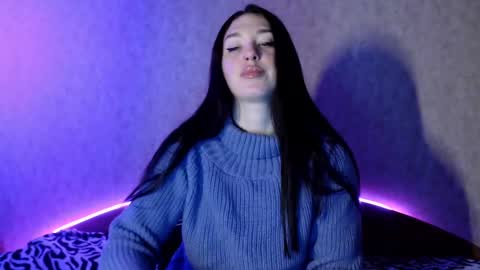 alisaadoll online show from February 12, 2025, 2:10 pm