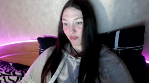 alisaadoll online show from April 24, 2026, 1:57 pm