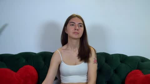 Snapshot of alisaalarie chatting on May 3, 2026, 7:14 am Alisa online show from May 3, 2026, 7:14 am