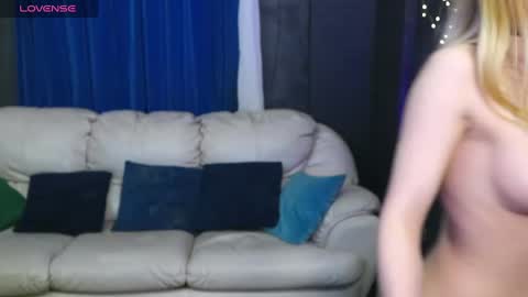 Alisa Aleks online show from February 9, 2025, 5:33 pm